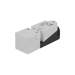 IC40CNN30NAT1 Carlo Gavazzi Inductive Sensor